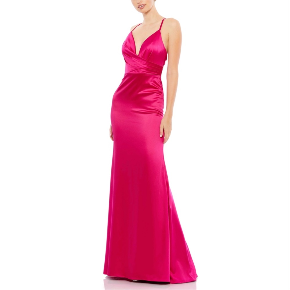 NEW  Mac Duggal Ieena 26264 Plunge Faux Wrap Neck Charmeuse Gown Size 6